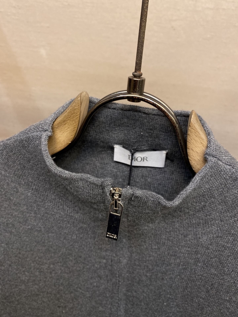 chr1st1an D10r sweaters